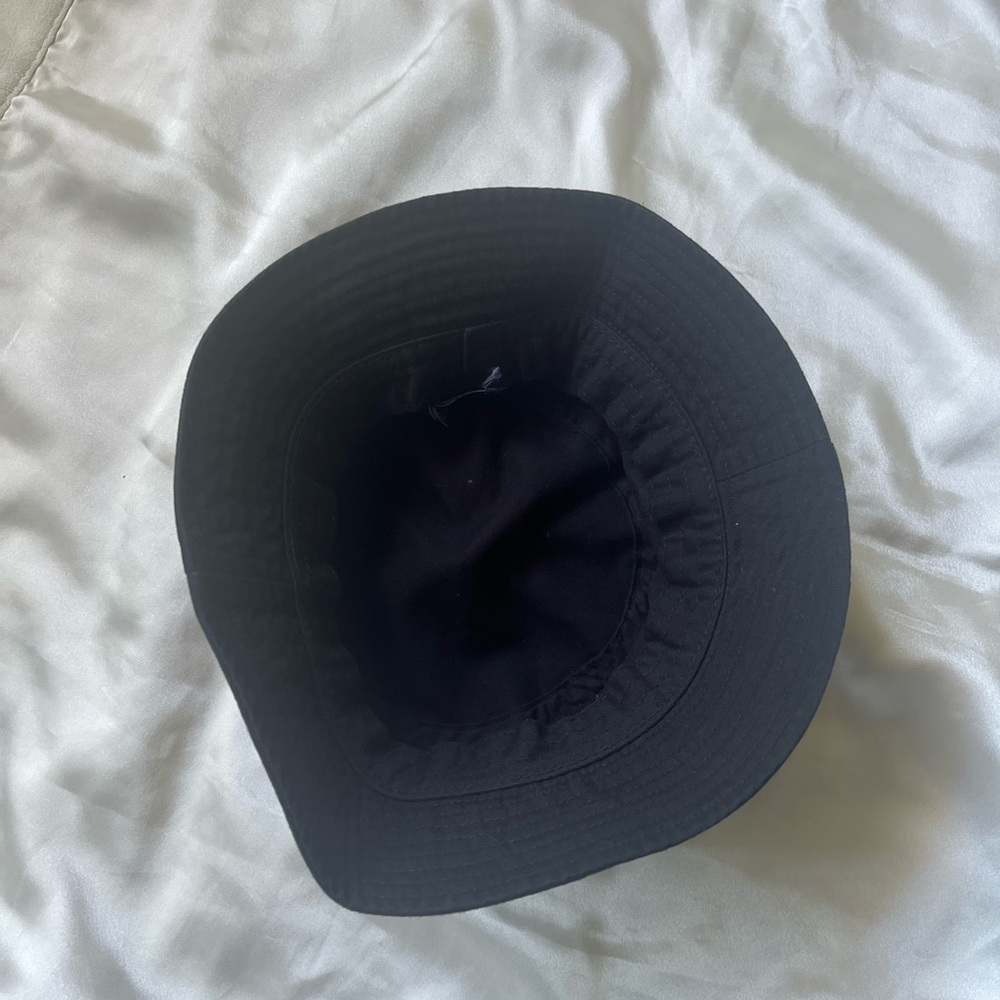Fuzzy bucket hat bundle - Picture 7 of 10